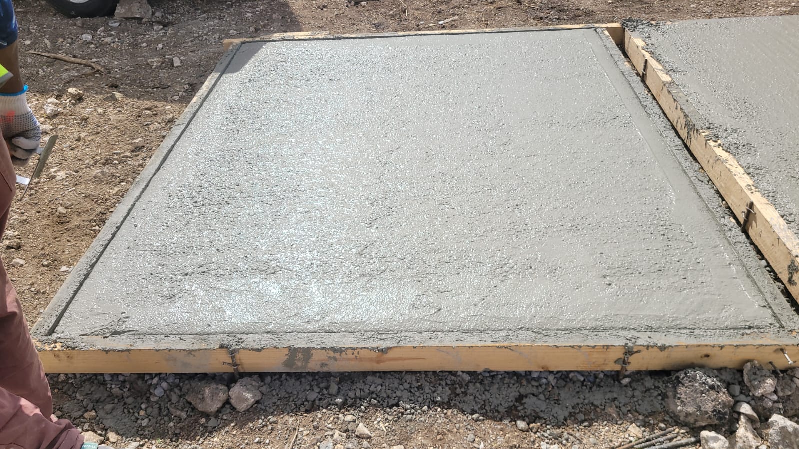 Proyecto instalación energética y agua potable en campamento provisional